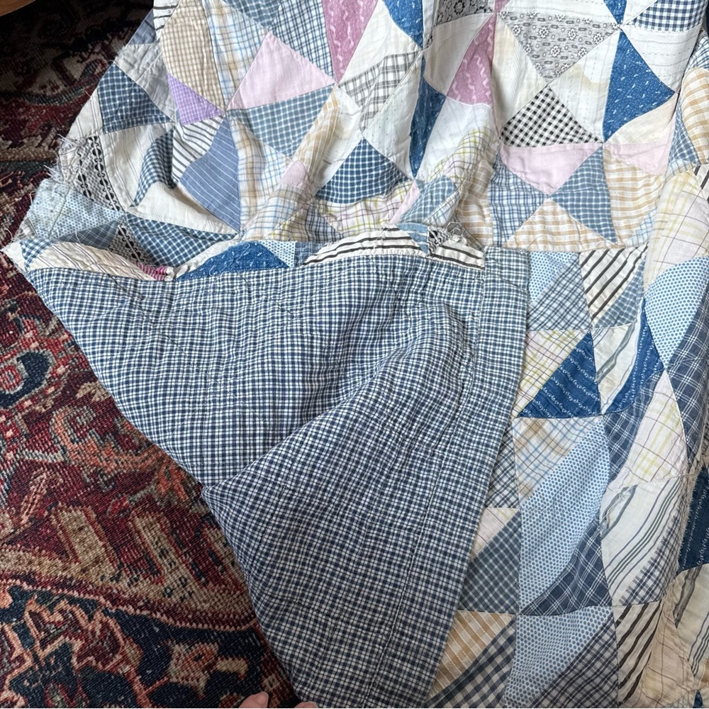1903 Triangles Speculator Quilt - Picture 5 of 9